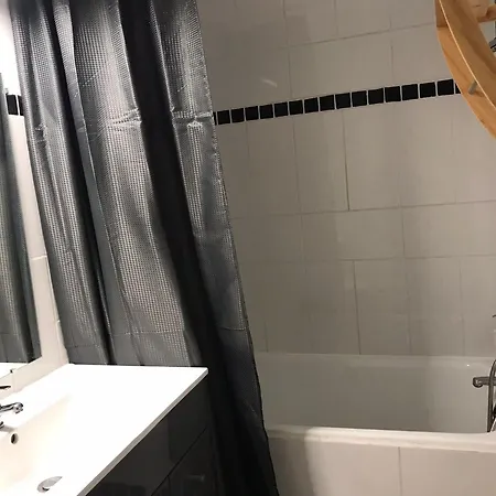 Eros Apartment